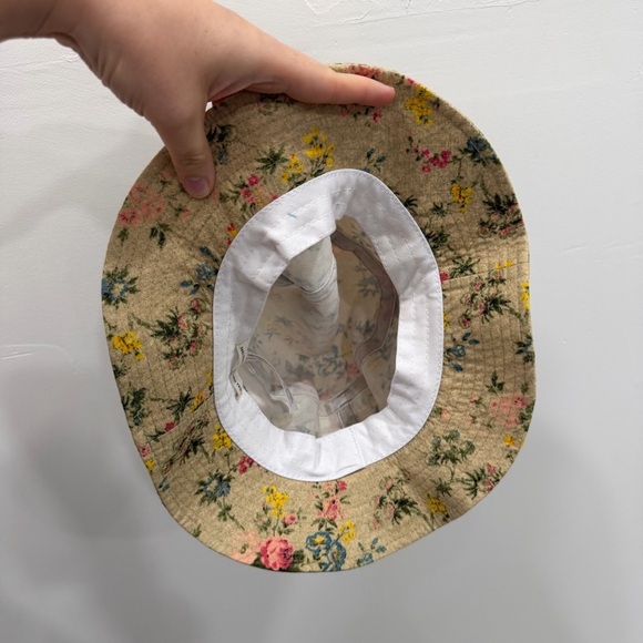Urban Outfitters x Laura Ashley Linen Blend Floral Bucket Hat ‘90s main image 7